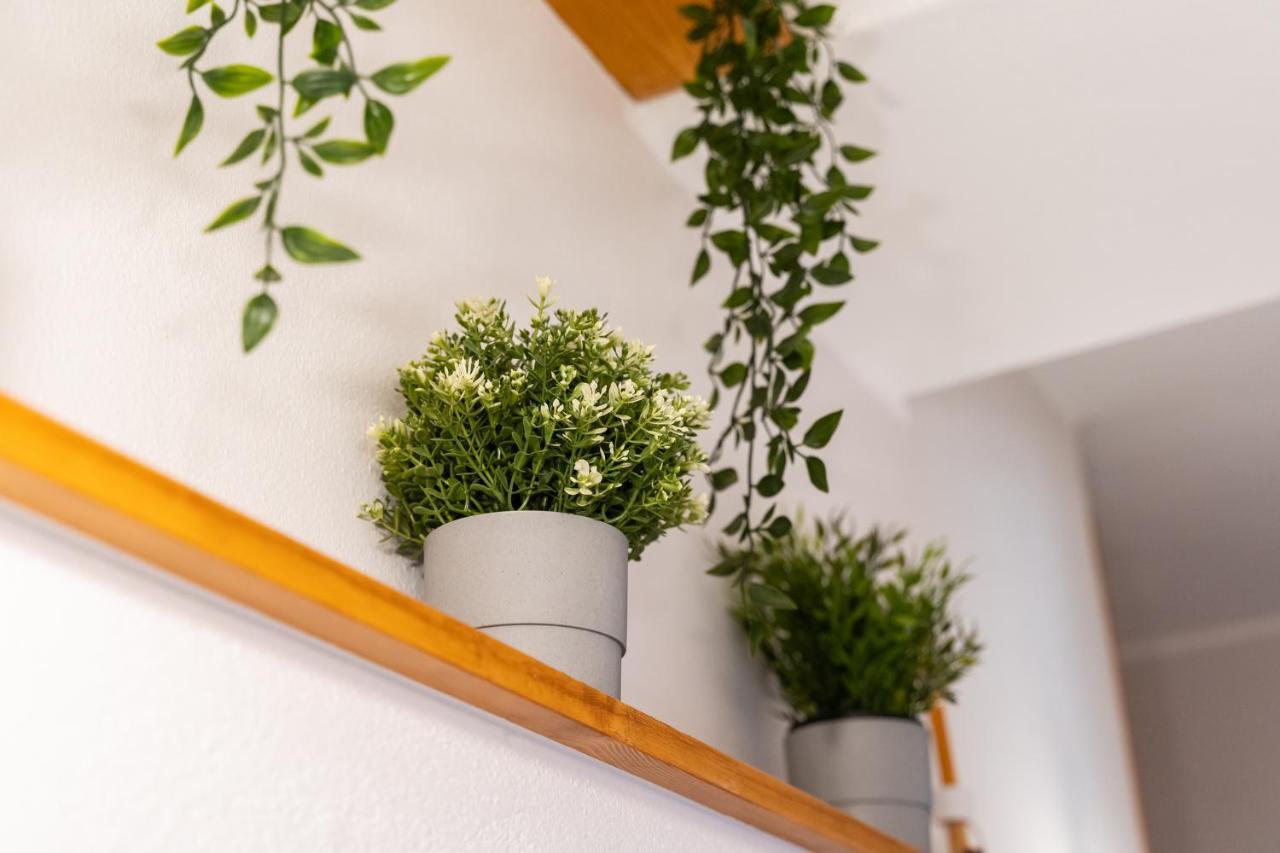 Vittoria Rooms Quartu SantʼElena Екстериор снимка